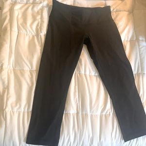 Black Lululemon leggings